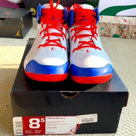 Nike Air Jordan Carmelo Anthony Sneakers